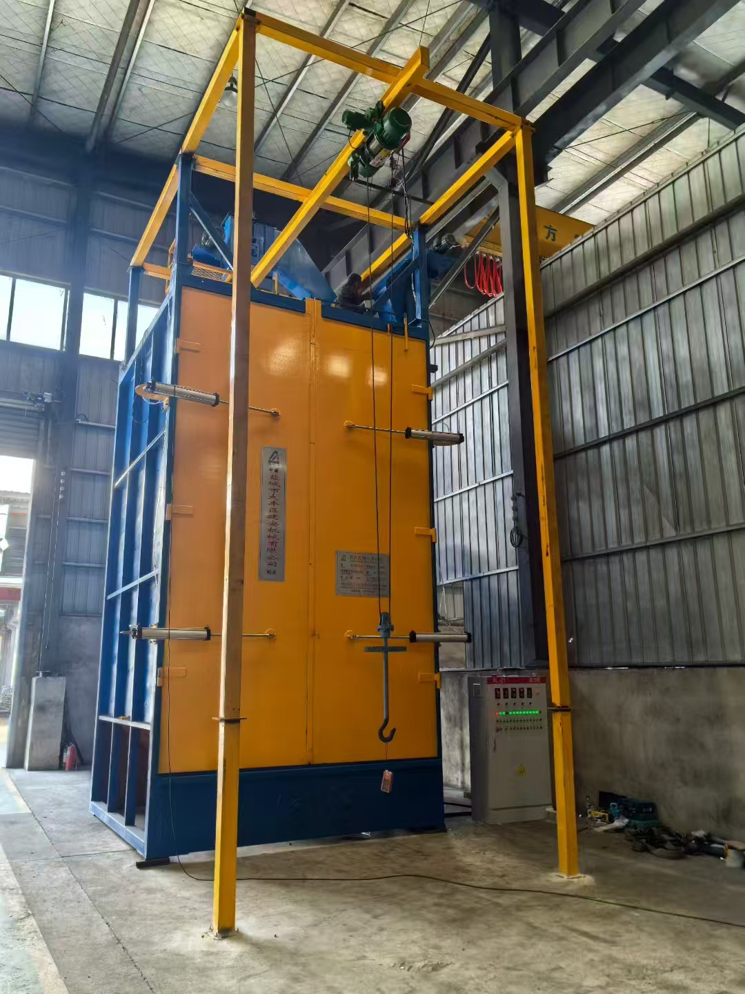 湖北武汉Q3730吊钩抛丸机现场交付